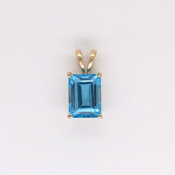 Natural Swiss Topaz Pendant in Solid 14K Gold8x6mm Emerald Cut